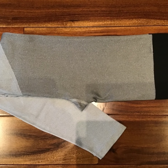 Aerie Chill-Play-Move Colour Block Leggings - Picture 5 of 6